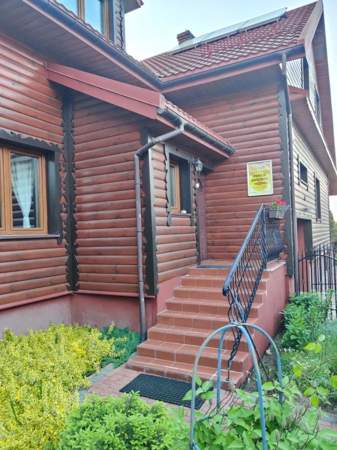 Gasthaus Cztery Pory Roku Białowieża Exterior foto