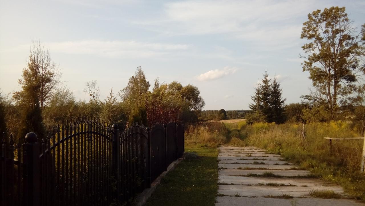 Gasthaus Cztery Pory Roku Białowieża Exterior foto